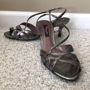 Nina Cyprana gunmetal